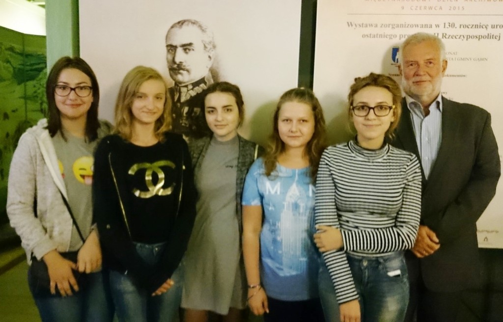 gimnazjalici na sesji naukowej 1 20160929 1923047875
