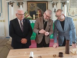 batch_bdbeb45e-0e4a-4d8b-921c-2625206476f7_2_11zon